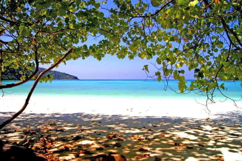 Koh Lipe: 5 Island Snorkeling Trip by Longtail Boat w/ Lunch - Key Points