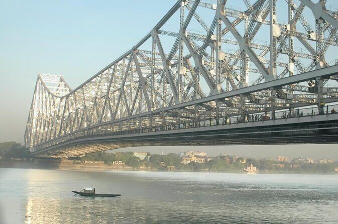 Kolkata - A Sea of Faces and A Thousand Places (local guide) - Key Points