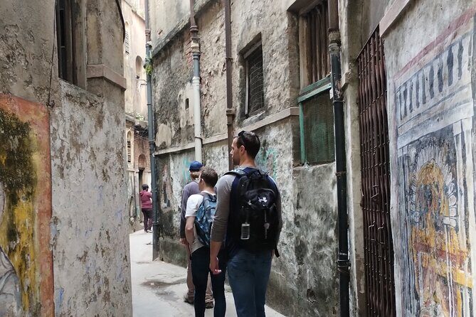 Kolkata - A Sea of Faces and A Thousand Places (local guide) - An Overview of the Tour Experience