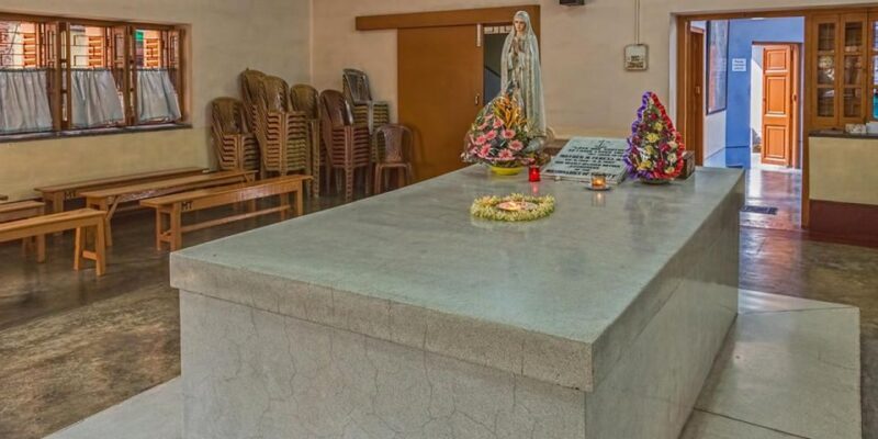 Kolkata: Spiritual World of Kolkata Sightseeing Tour - Who Will Love This Tour?
