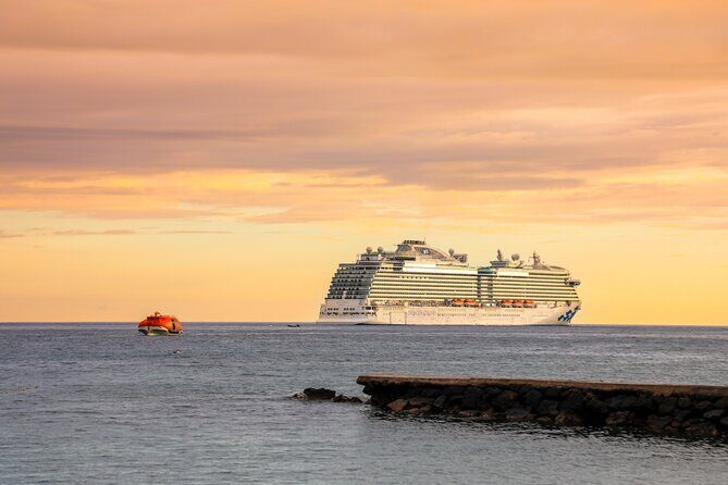 Kona Coast Tour, Lava Fields and Beautiful Beaches - FAQ