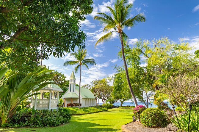 Kona Hawaii Photographer 25 minute session at Outrigger Resort - What You Can Expect from the Photography Session