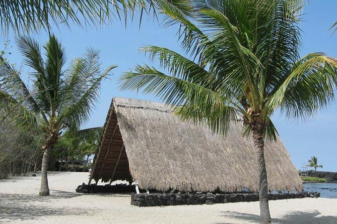 Kona Tour: Bee Farm, Kona Coffee, and National Historical Parks - Who Should Consider This Tour?