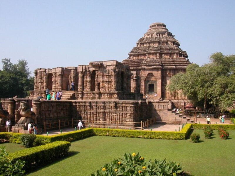 Konark Temple and Pipli Village from Bhubaneswar - Key Points