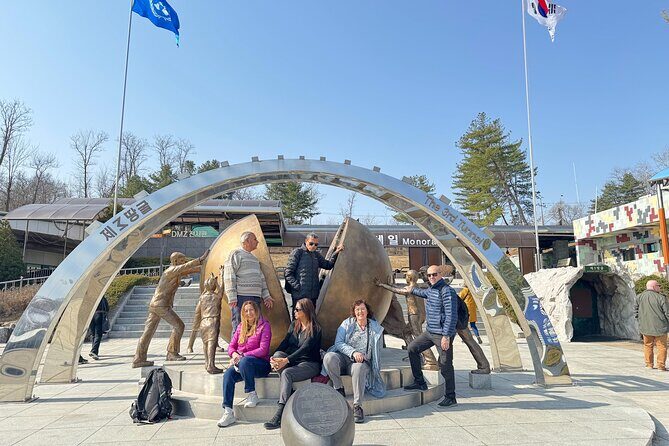 Korea DMZ Private Tour with War Memorial Tour as Service - Introduction: A Unique Look at Korea’s Divided Heart