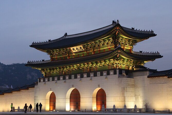 [KoreaByLocal] Authentic Seoul Night Walk and Chicken & Beer - What to Expect from the Tour
