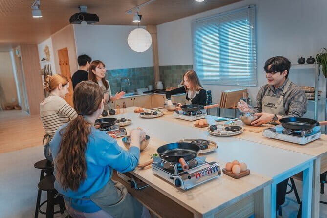 Korean Cooking Class with Grocery Shopping at Seoul Local Market - Key Points