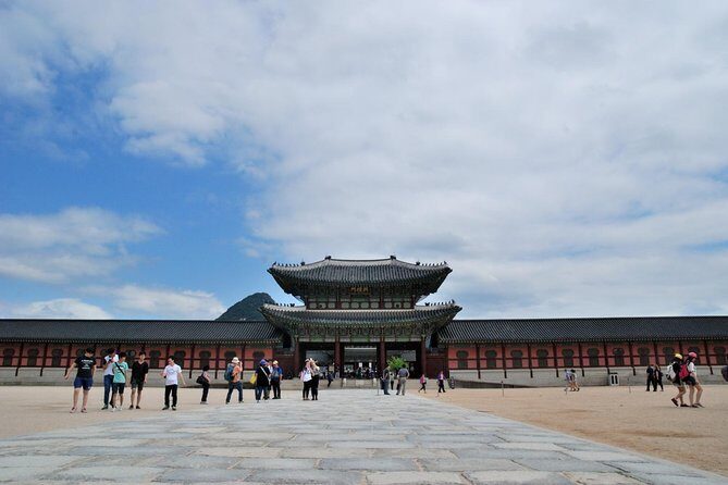 Korean Palace and Market Tour in Seoul Including Insadong and Gyeongbokgung Palace - Who Is This Tour Best For?