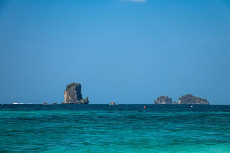 Krabi: 4 Islands Day Tour by Speedboat or Longtail Boat - FAQ