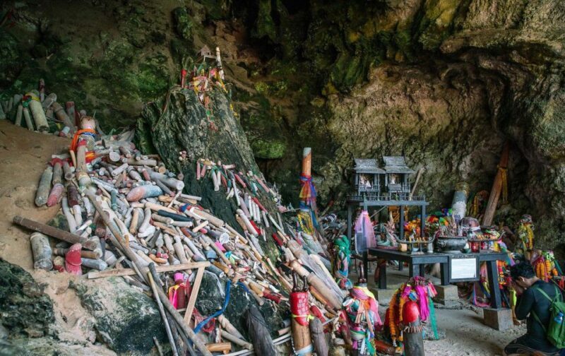 Krabi: 4 Islands & Krabi's Separated Sea Longtail Boat Tour - FAQ