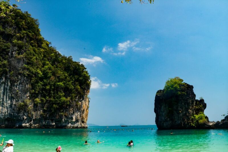 Krabi: Hong Island Day Trip by Speedboat with Thai Lunch - The Experience: What Makes It Special
