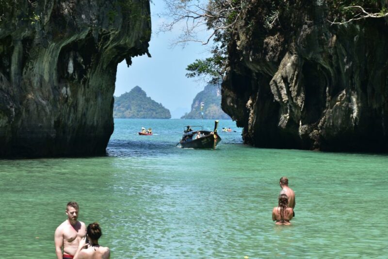 Krabi: Koh Hong Sunset Tour w/ Buffet Dinner & Night Snorkel - FAQ