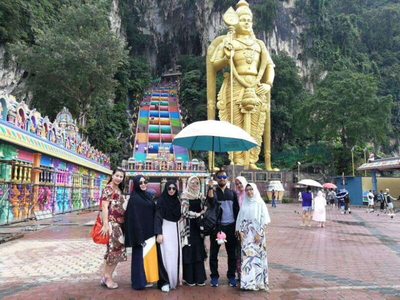 Kuala Lumpur: Batu Caves, Thean Hou Temple & National Mosque - The Sum Up