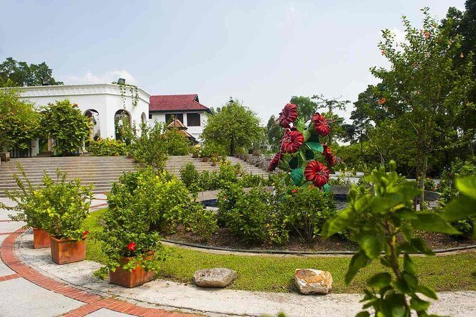 Kuala Lumpur Bird Park & Butterfly Farm Tour - Who Will Love This Tour?