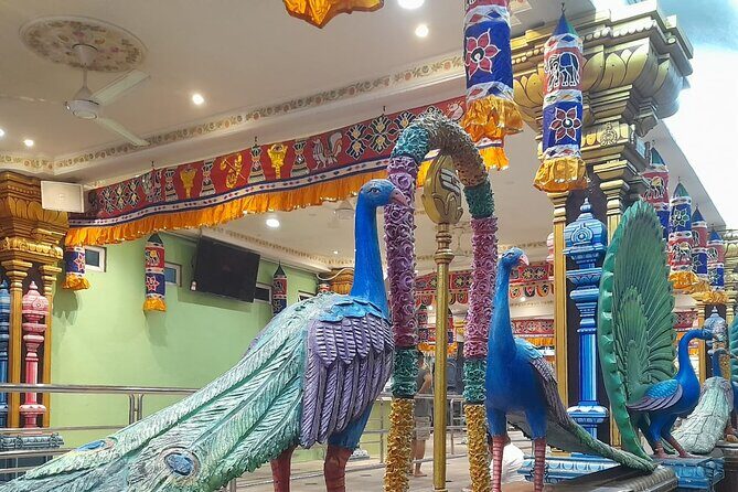 Kuala Lumpur City Tour Include Batu Caves 8 hours - Discover Kuala Lumpur: A Full-Day Tour that Covers the Essentials