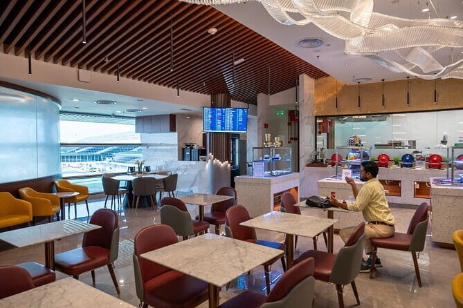 Kuala Lumpur International Airport (KUL) T1 /T2 VIP Lounge Access - Authentic Perspectives from Travelers