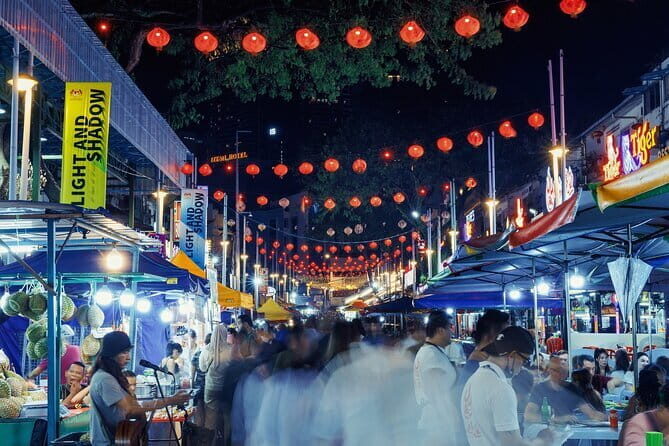 Kuala Lumpur: Nightlife Walking Tour with Local Guide - Group Size, Timing, and Practicalities