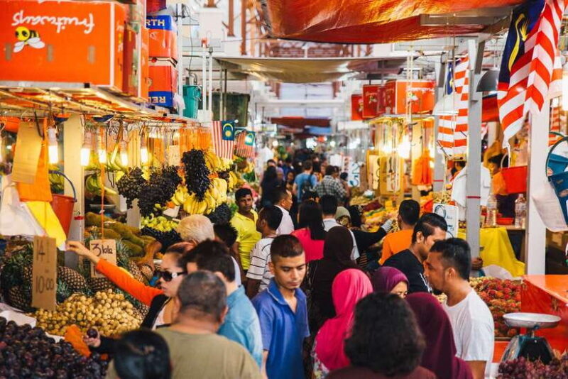 Kuala Lumpur: Private Food Tour 10 Tastings with Locals - Who Should Consider This Tour?