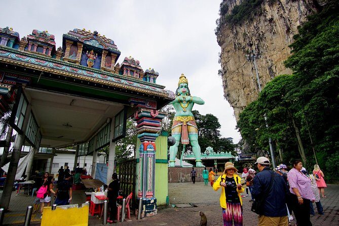 Kuala Lumpur Private Tour to Batu Caves Hotsprings And Waterfalls - FAQ