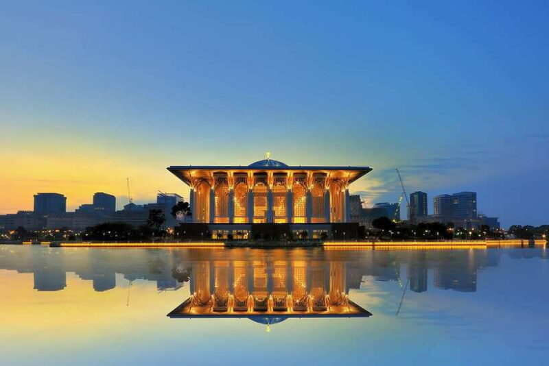Kuala Lumpur: Putrajaya City Tour with Lake Cruise - What Makes This Tour Stand Out