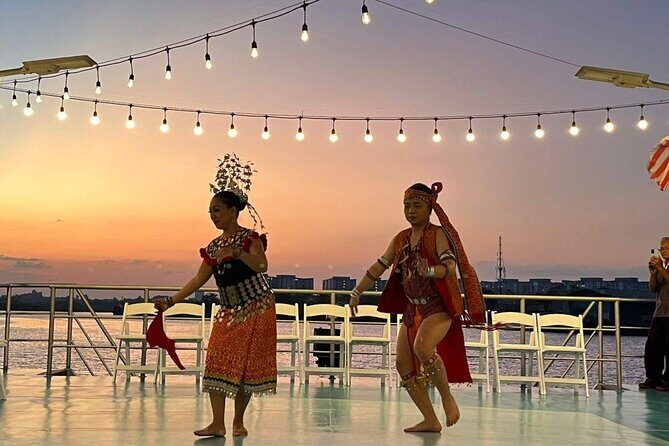 Kuching Cultural & Heritage Tour with Sarawak Sunset River Cruise - The Sum Up