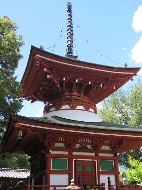 Kudoyama: Foot of Koyasan Historical Town Cycling Tour - Who Should Consider This Tour?