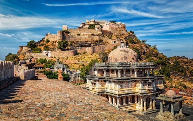Kumbhalgarh and Ranakpur: Private Day Trip from Udaipur - Key Points