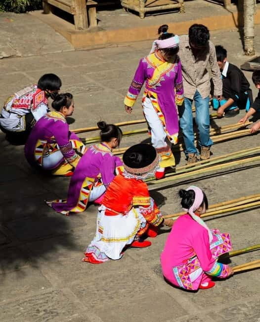 Kunming Day Tour: Stone Forest, Ethnic Park & Tie-Dye Craft - Who Should Consider This Tour?