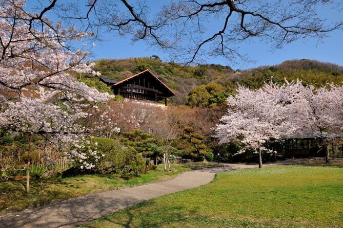 Kyoto 1 Day Suntory Yamazaki Distillery Tour and Asahi Art Museum - FAQs