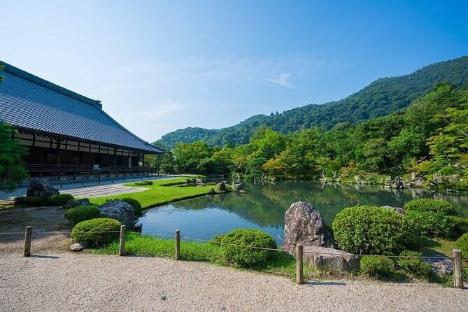 Kyoto Arashiyama: Fall Foliage Walking TourAutumn's limited - Value and Practical Considerations