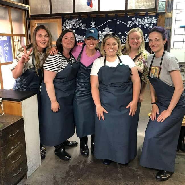 Kyoto: Calligraphy, Dyeing, and Theater Tour with Dinner - Who Should Consider This Tour?