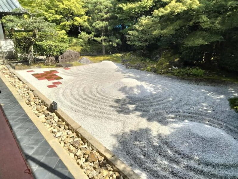 Kyoto: Explore Kodaiji Temple Surrounded by Quaint Gardens - Key Points