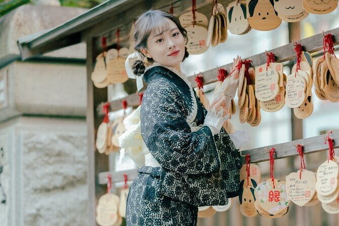 Kyoto Formal Kimono Dressing with Hairstyle at Kiyomizudera - Enhancing Your Look with Hairstyling