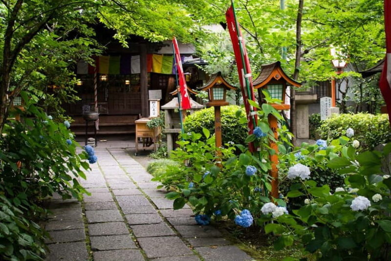Kyoto: Fushimi Sake District Tour with Boat Ride - Exploring Kyotos Fushimi District: What to Expect