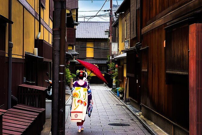 Kyoto: Gion and Geisha District Walking Tour - Exploring Kyoto’s Historic Gion District