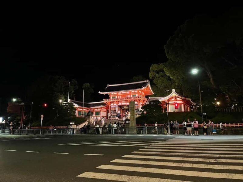 Kyoto: Gion & Geisha District Night Time Walking Tour - Exploring Kyoto’s Gion at Night
