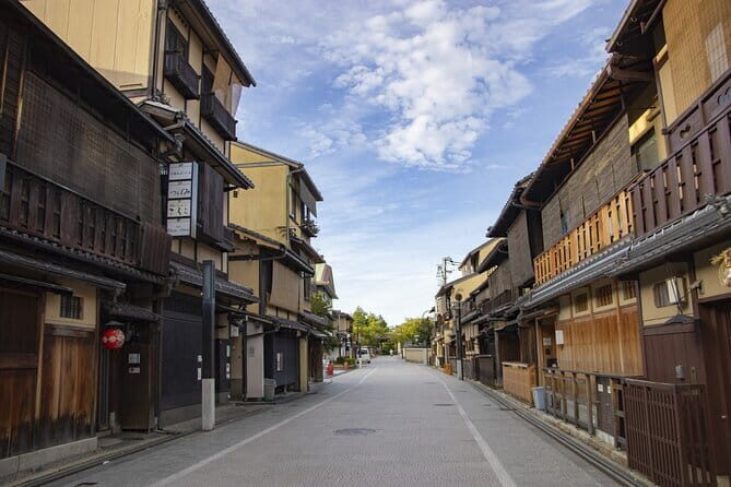 Kyoto Gion Walking Tour for First Time Visitors - In-Depth Look at the Tour Experience