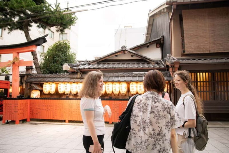 Kyoto: Gion World of the Geisha Guided Walking Tour - Authenticity and Traveler Feedback