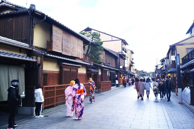 Kyoto Late Bird Walking Tour - Authentic Experiences and Cultural Insights