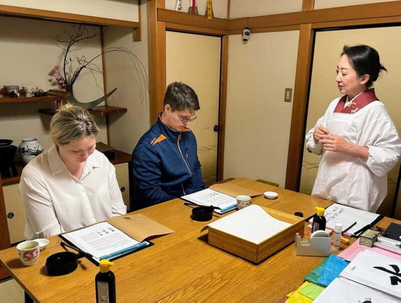 Kyoto: Local Home Visit and Japanese Calligraphy Class - FAQ