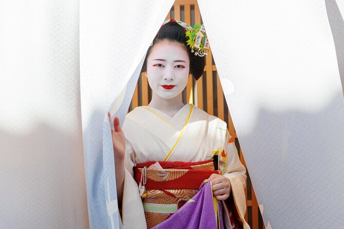 Kyoto: Meet the Geisha Maiko with Gion Walking Tour - Breaking Down the Itinerary
