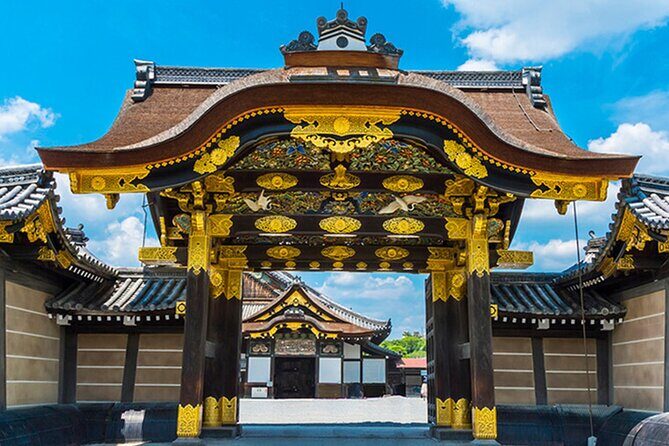 Kyoto: Nijo Castle History Walking Tour  World Heritage - What is the Nijo Castle History Walking Tour?