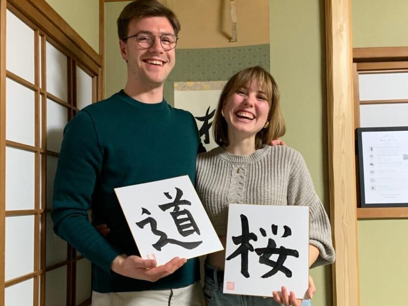 Kyoto Ninenzaka : Japanese Calligraphy Class in Townhouse - Key Points