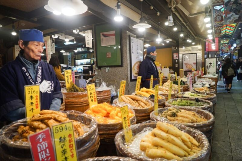 Kyoto: Nishiki Market Brunch Walking Tour-7 Tastings+Brunch - Authentic Reviews from Participants