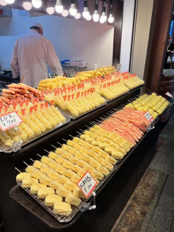 Kyoto: Nishiki Market Food Tour with Local Guide - Exploring Kyoto’s Nishiki Market Food Tour