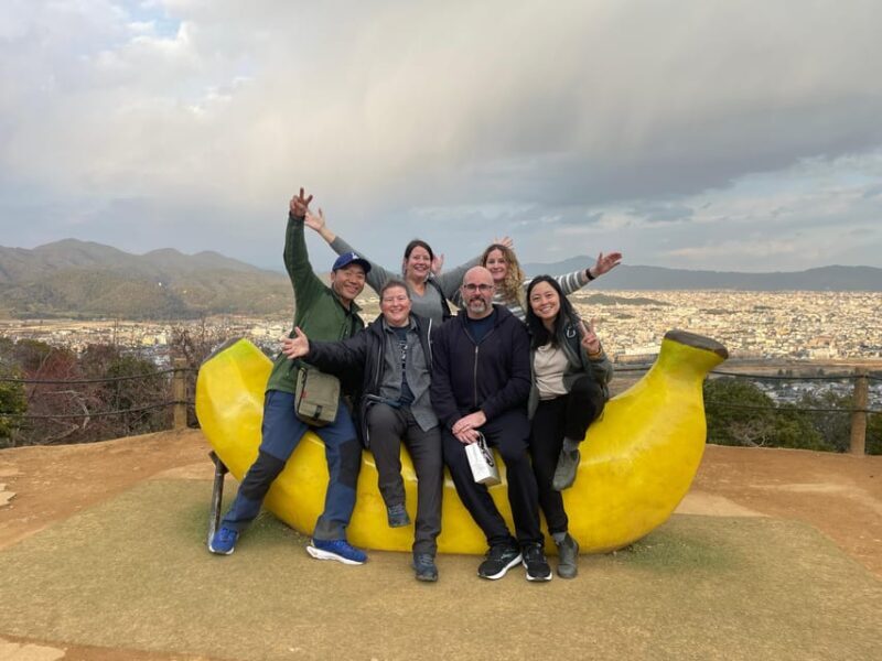 Kyoto: Personalized & Private Tour with a Magician - Entertainment & Magic
