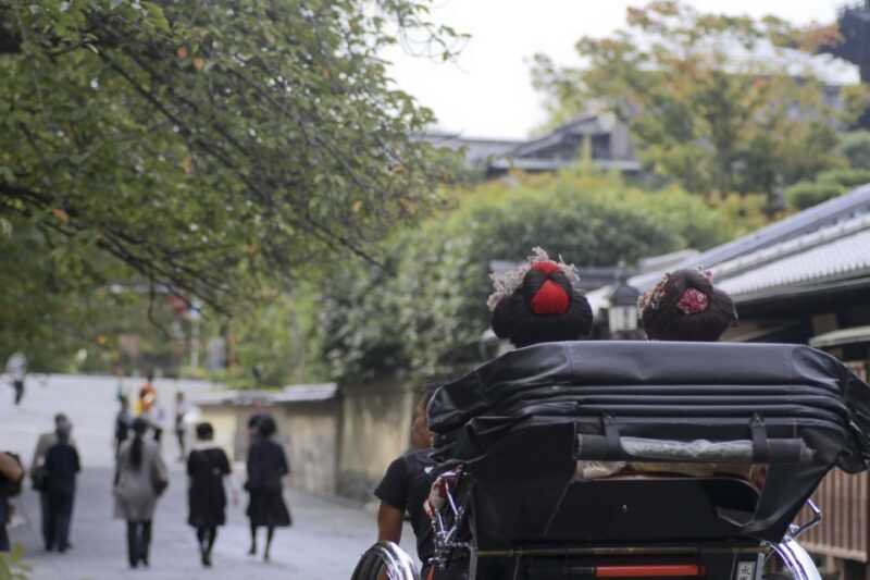 Kyoto: Private Rickshaw Tour of Gion and Higashiyama Area - An In-Depth Look at the Tour
