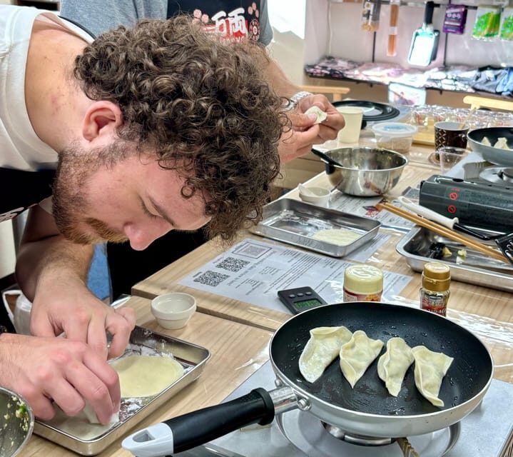 Kyoto: Ramen, Gyoza, and Onigiri Cooking Class - An In-Depth Look at the Experience