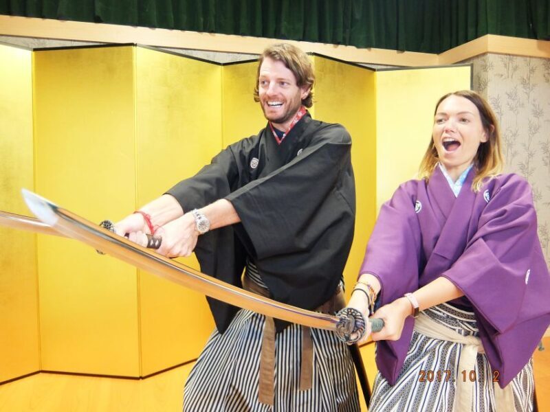 Kyoto: Samurai Sword Class by Experts in Traditional Arts - Key Points