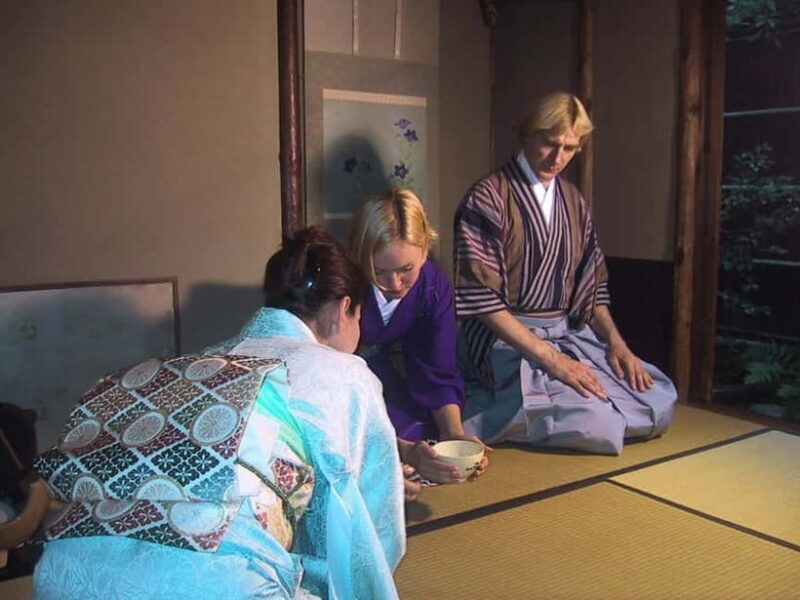 Kyoto: Tea Ceremony in a Tradtional Tea Room - Key Points